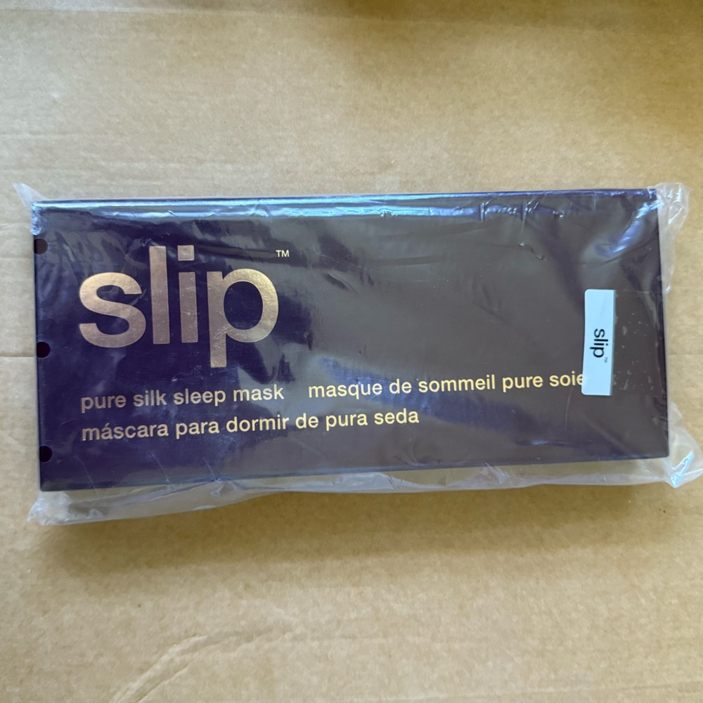 BNIB Plum Slip Pure Silk Sleep Mask